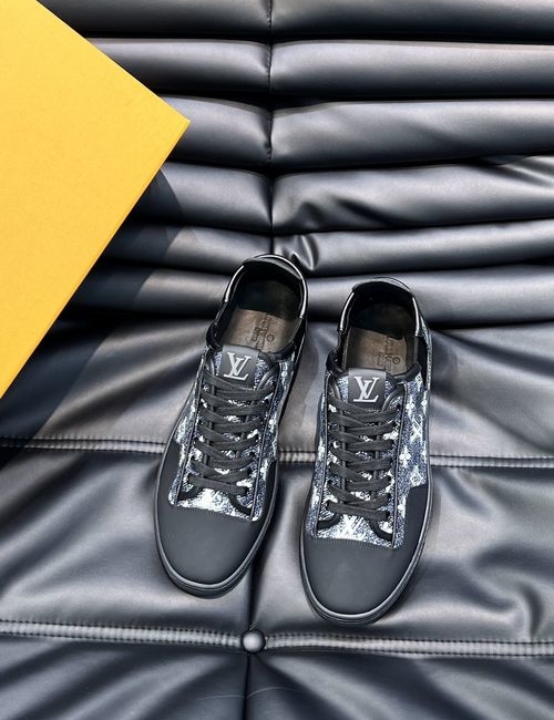 Louis Vuitton LV Classic Casual Sneakers