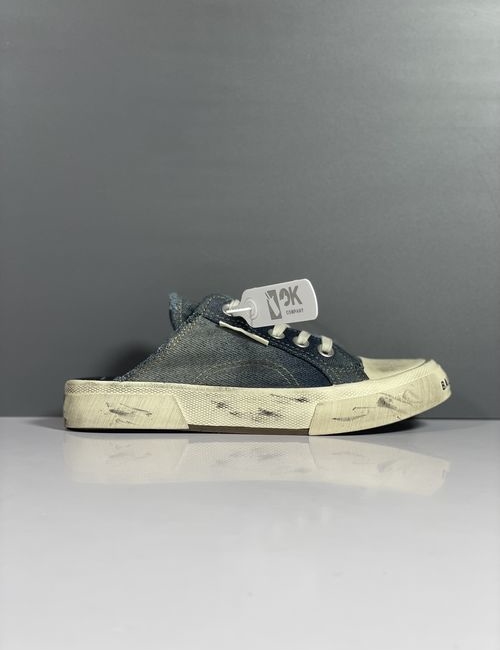 Balenciaga Paris Vintage Low-top Canvas Mules