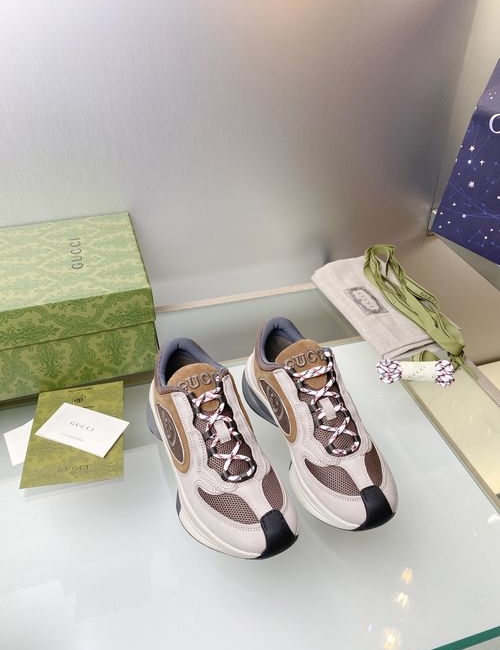 Gucci RUN Series White Suede And Rubber Sneakers