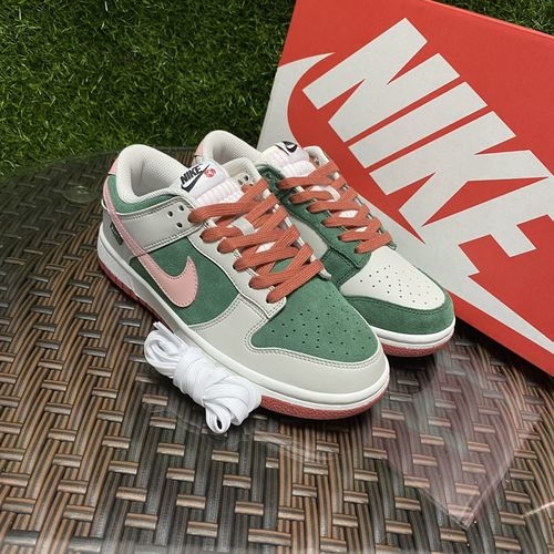 Nike Dunk Low Pink And Green Sneakers