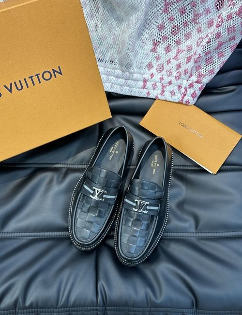 Louis Vuitton LV Top Layer Cowhide Loafers Exquisite Craftsmanship