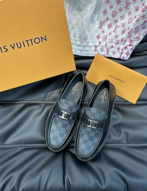 Louis Vuitton LV Top Layer Cowhide Loafers Exquisite Craftsmanship