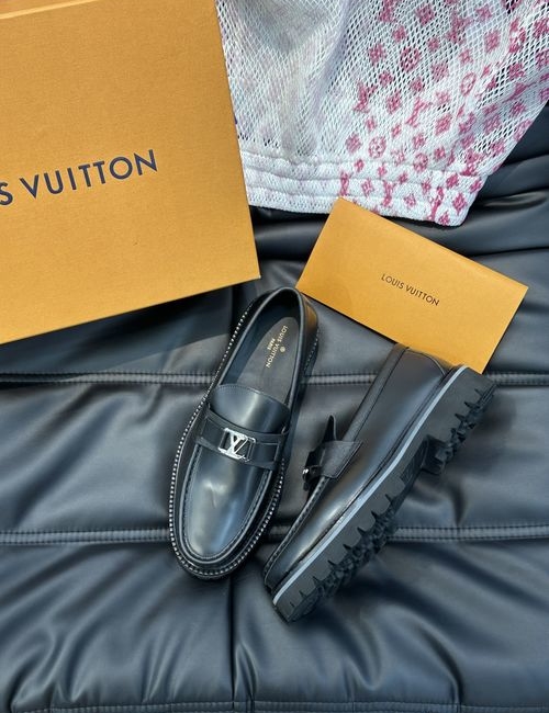 Louis Vuitton LV Top Layer Cowhide Loafers Exquisite Craftsmanship