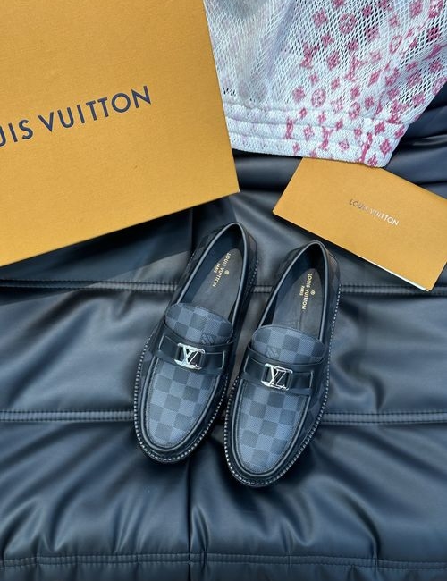 Louis Vuitton LV Top Layer Cowhide Loafers Exquisite Craftsmanship