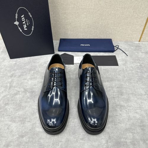 Prada Polished Leather Lace-Up Oxford Shoes