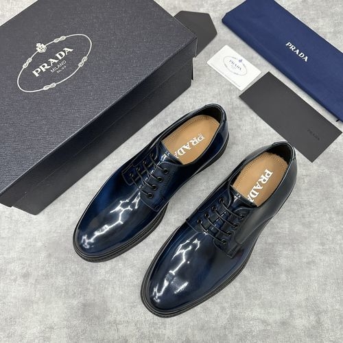 Prada Polished Leather Lace-Up Oxford Shoes