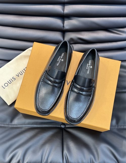 Louis Vuitton LV Formal Casual Leather Shoes Leather Sole