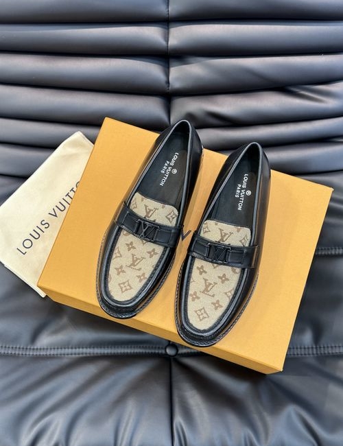 Louis Vuitton LV Formal Casual Leather Shoes Leather Sole