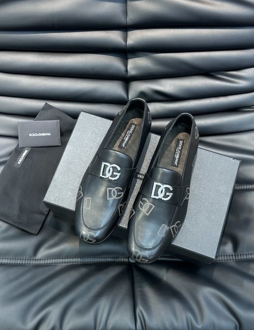 Dolce & Gabbana DG Premium Leather Shoes With Exquisite Details