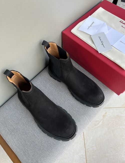 Ferragamo Cowhide Foam Sole Casual Boots