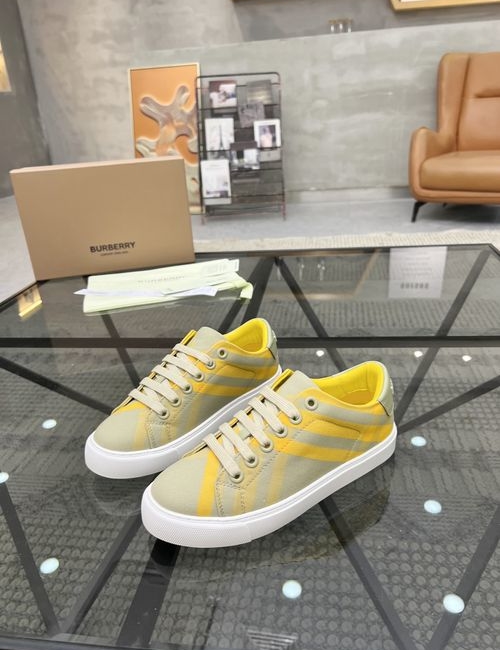 Burberry Casual Sneakers With Leather Lining