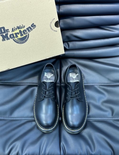 Dr.Martens 1925 Low-top Derby Shoes
