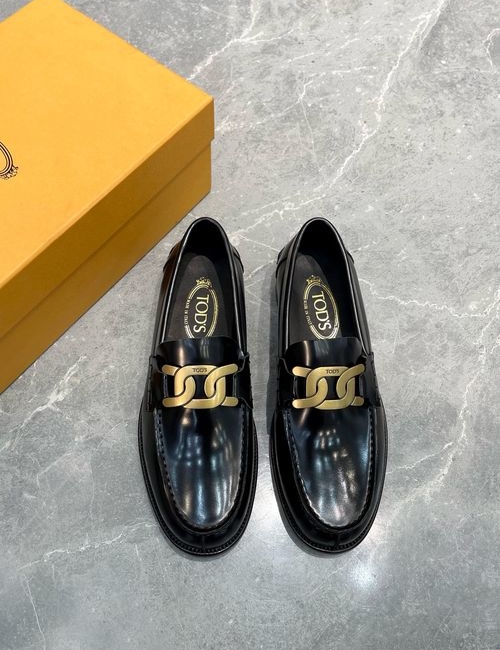 Tods Patent Leather Buckle Decor Loafers