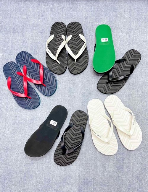 Bottega Veneta BV Flip Flops With Thick Premium Cowhide Material
