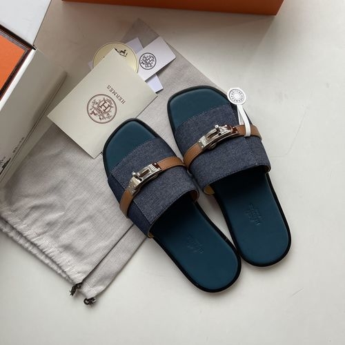 Hermes Kelly Buckle Sandals With Sheepskin Insole