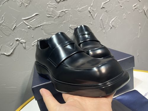 Prada Patent Leather Lace-Up Derby Shoes