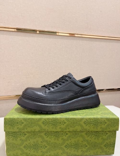 Gucci Premium Handcrafted Leather Casual Sneakers