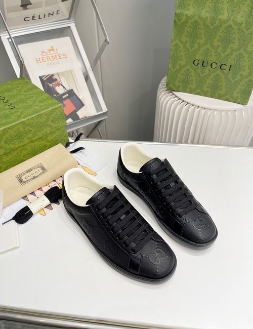 Gucci Classic Leather Casual Sneakers