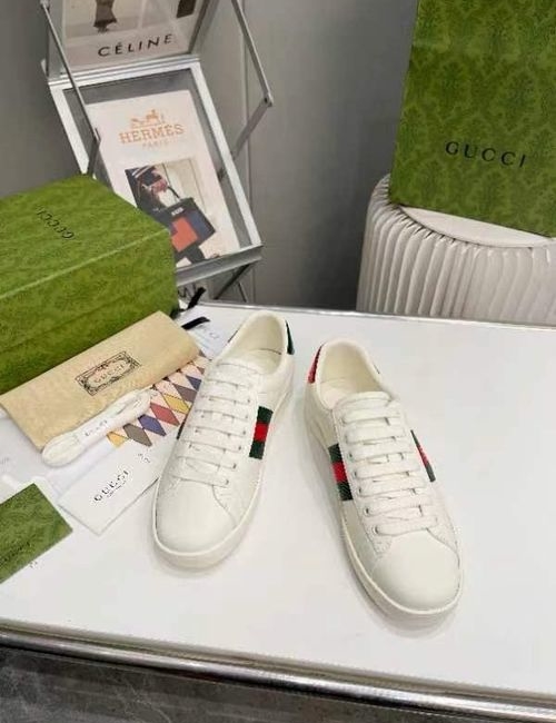 Gucci Classic Leather Casual Sneakers