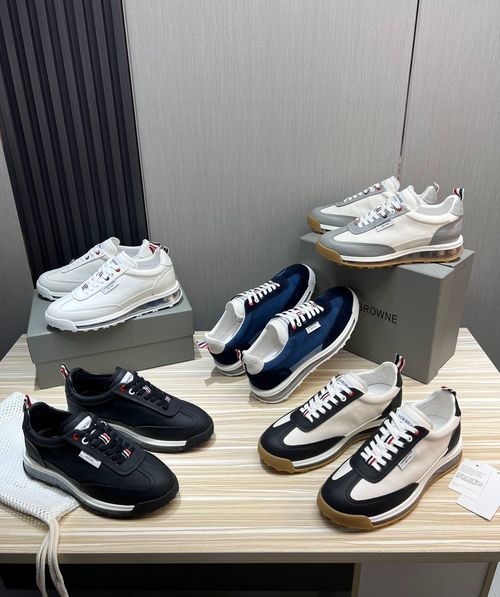 Thom Browne Fashion Board Shoes With Silk Leather Upper