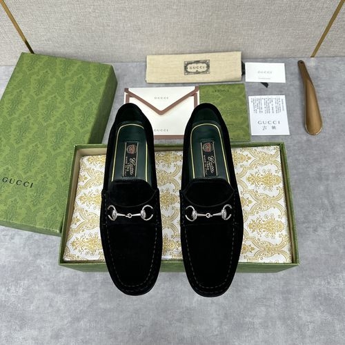 Hermes Patent Leather Cowhide Loafers