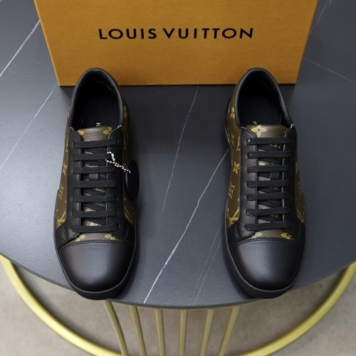 Louis Vuitton LV Top Grade Leather Casual Sneakers
