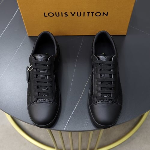 Louis Vuitton LV Top Grade Leather Casual Sneakers