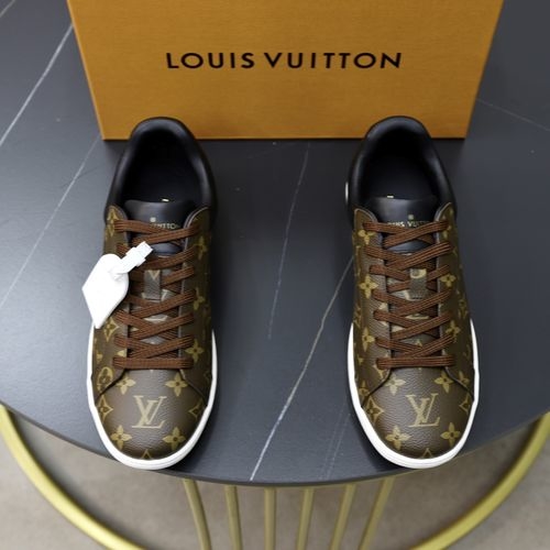Louis Vuitton LV Top Grade Leather Casual Sneakers