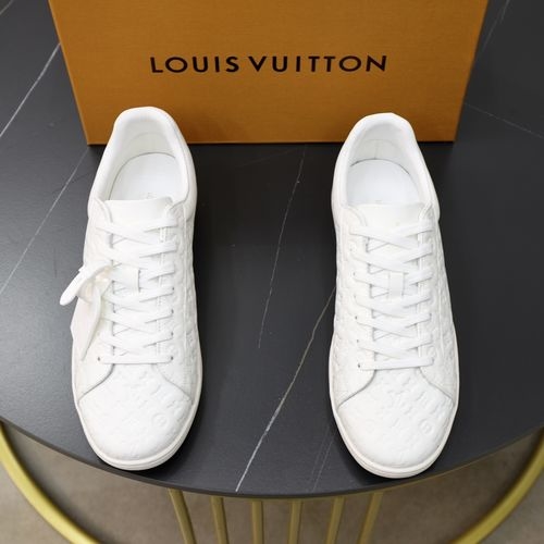 Louis Vuitton LV Top Grade Leather Casual Sneakers