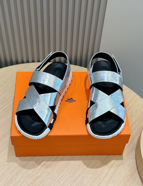 Hermes Electric Sandals Contrast Color Lightweight Sole