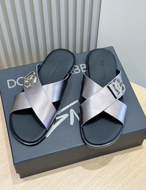 Dolce & Gabbana DG Logo Embossed Cowhide Slides