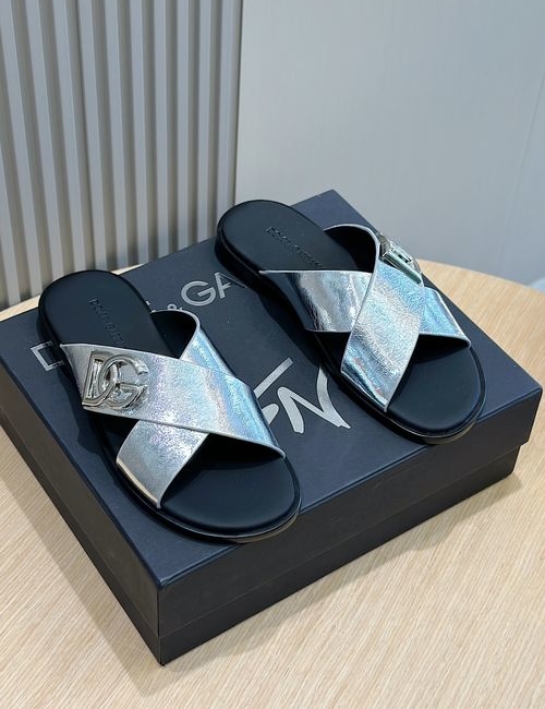 Dolce & Gabbana DG Logo Embossed Cowhide Slides