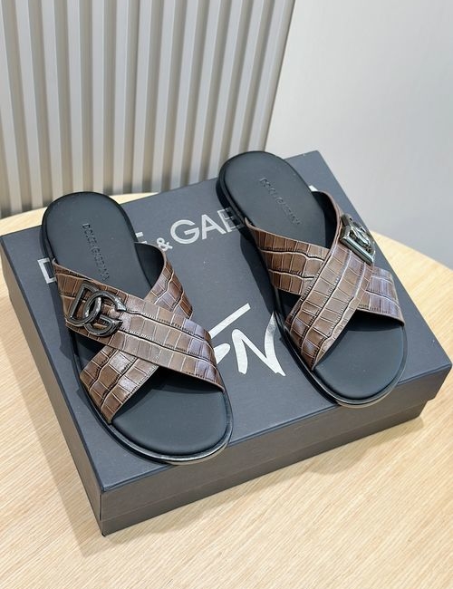 Dolce & Gabbana DG Logo Embossed Cowhide Slides