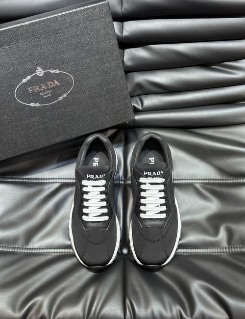 Prada Comfortable Leather Casual Sneakers With Light Sole