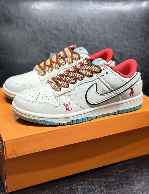 Nike Dunk Low LX Non-slip Low-top Sneakers