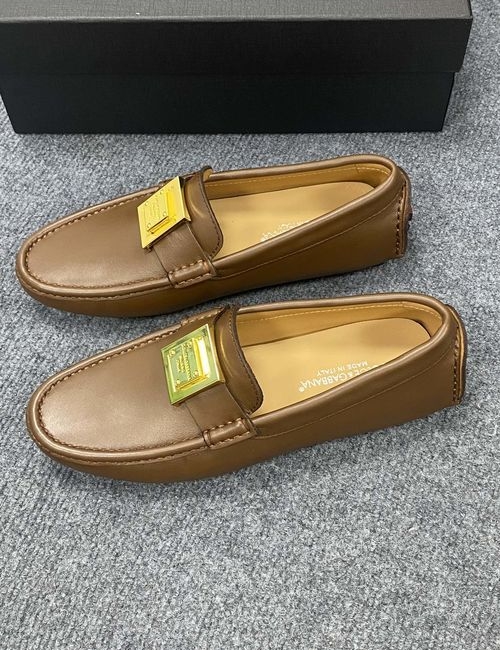 Dolce & Gabbana DG Leather Casual Loafers With Rubber Sole