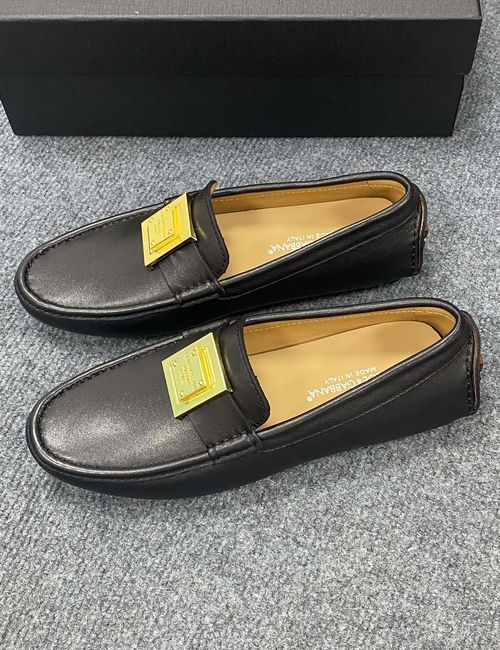 Dolce & Gabbana DG Leather Casual Loafers With Rubber Sole