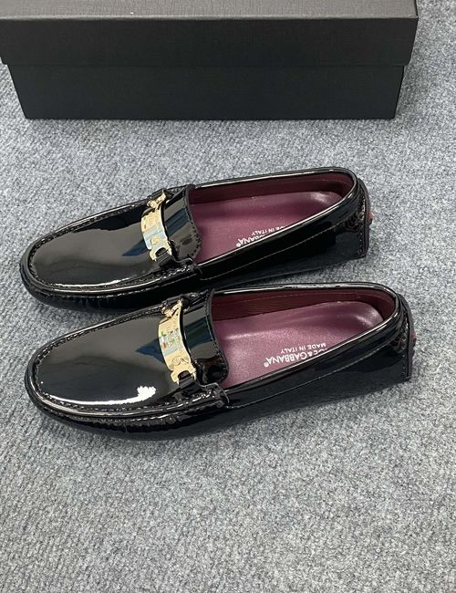 Dolce & Gabbana DG Leather Casual Loafers With Rubber Sole