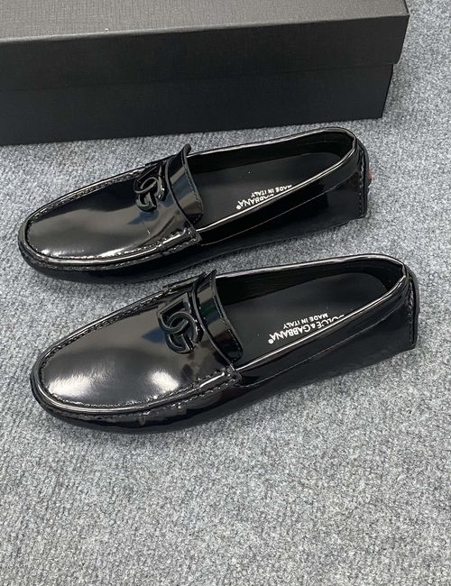 Dolce & Gabbana DG Leather Casual Loafers With Rubber Sole