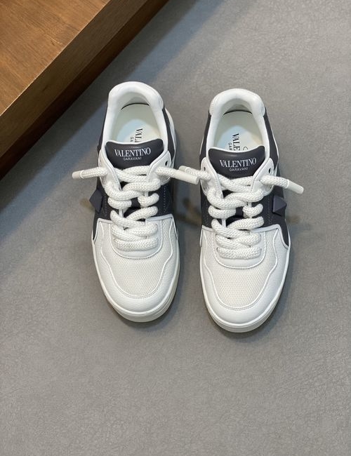 Valentino One Stud Quilted Sneakers