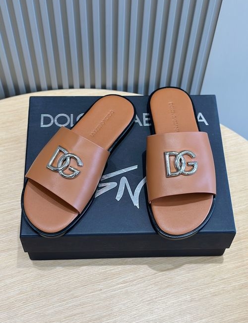 Dolce & Gabbana DG Logo Embossed Cowhide Slides