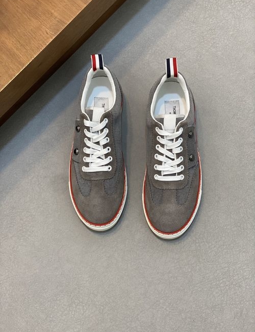 Thom Browne Low-top Casual Sneakers
