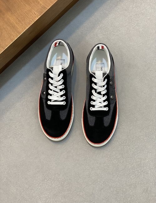 Thom Browne Low-top Casual Sneakers