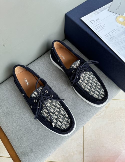 Christian Dior CD Casual Leather Shoes Stitched Detail Rubber Outsole Cowhide Lining