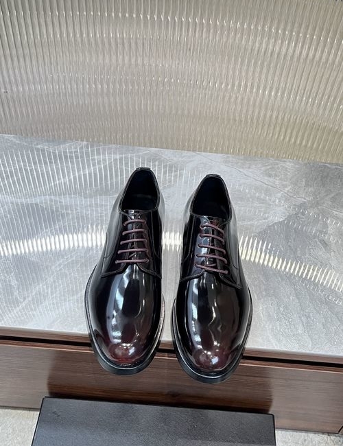 Dolce & Gabbana DG Polished Leather Loafers With Logo Sole