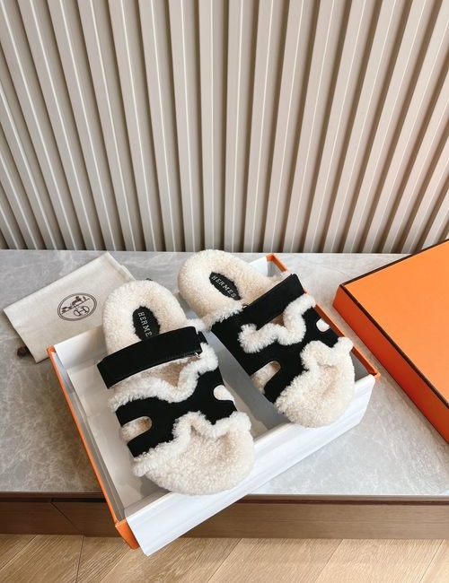 Hermes Shearling Sandals With TPU Sole