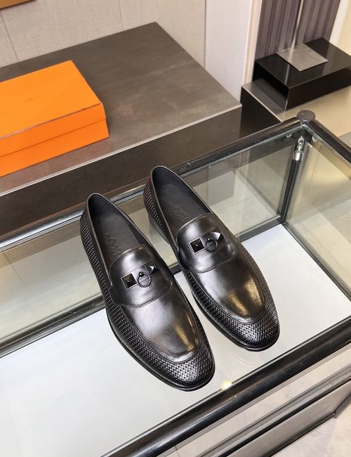 Hermes Patent Leather Cowhide Loafers