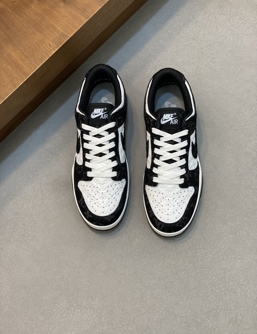 Louis Vuitton LV Nappa Calfskin AIR Sneakers With TPR Sole