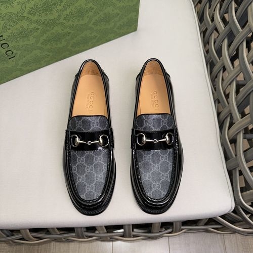 Gucci Horsebit Loafers With Leather Sole