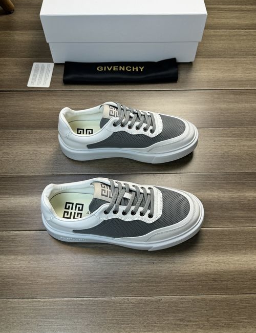 Givenchy Sneakers Nappa Cowhide Upper TPU Rubber Foam Outsole